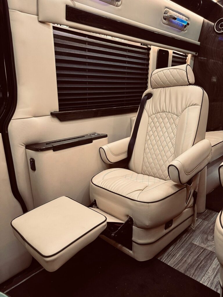 WhatsApp Image 2023-12-06 at 12.56.52 PM